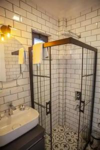 Smyrna - Old Patio - 40