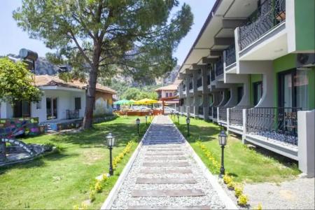 Smyrna - Old Patio - 4