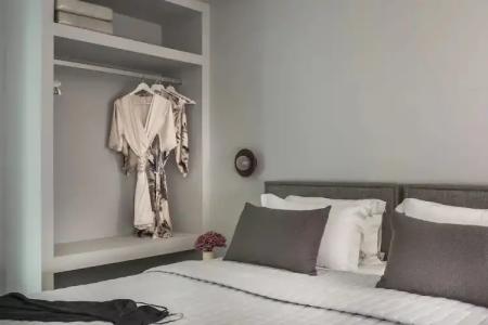 The Twelve Suites Collection - 75