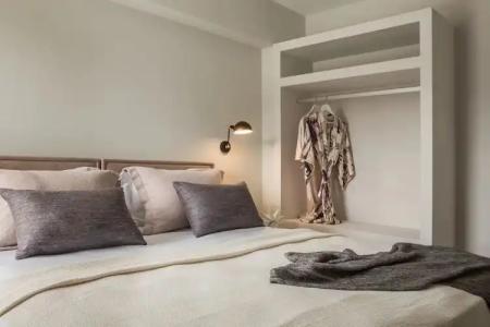 The Twelve Suites Collection - 30