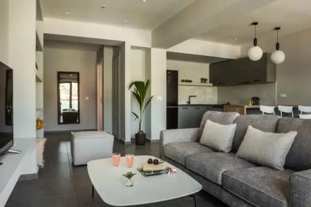 The Twelve Suites Collection - 87