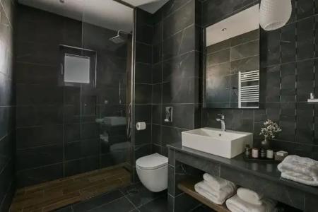 The Twelve Suites Collection - 129