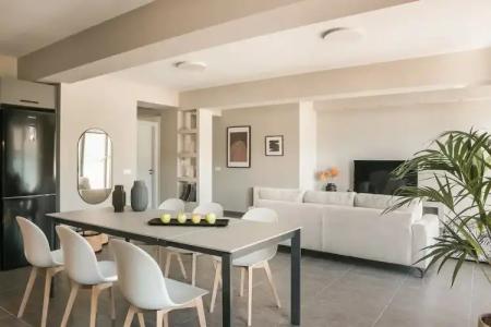 The Twelve Suites Collection - 125