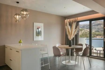 The Twelve Suites Collection - 48