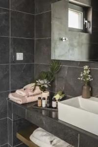 The Twelve Suites Collection - 68