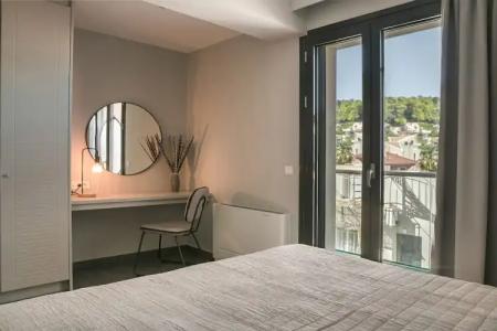 The Twelve Suites Collection - 116