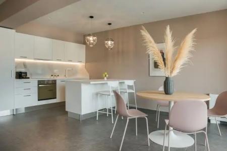 The Twelve Suites Collection - 49