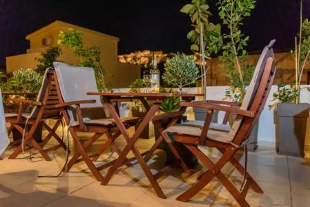 Theasis Athens - 0