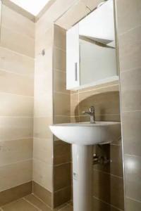 Theasis Athens - 98