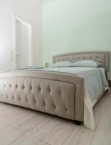 Theasis Athens - 106