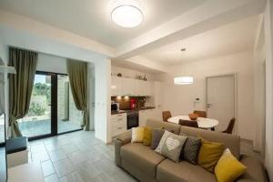 Adria Lux Apartments Sveti Stefan, Budva