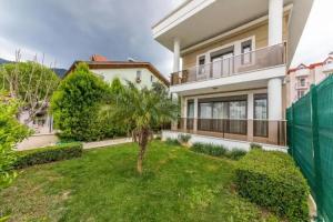 Villa Gunes 2 Icmeler Daily Weekly Rentals, Mugla