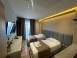 Standard Double room with partial sea view