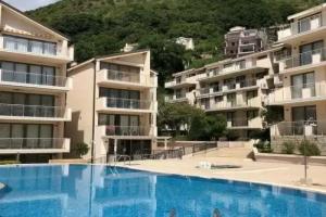 Beauty apartment in Blue star complex Pržno Montenegro, Przno