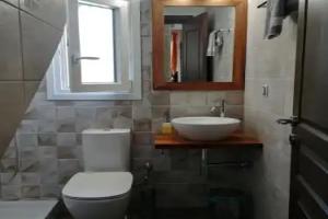Villa *FRYNI*/5' from sea & center/Mountain View, Lefkada Town