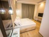 Deluxe Double room with balcony and with partial sea view