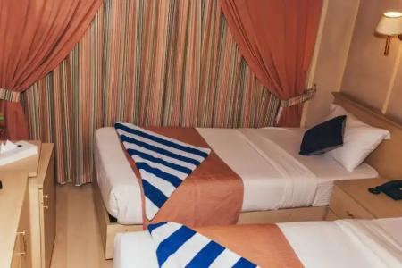 ship queen ISIS at minya - 5