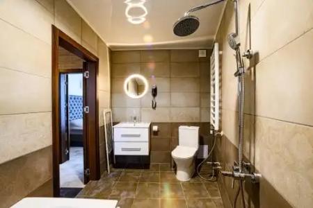 Antique Boutique - 8