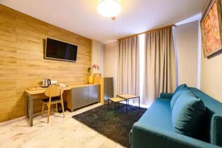 Antique Boutique - 1