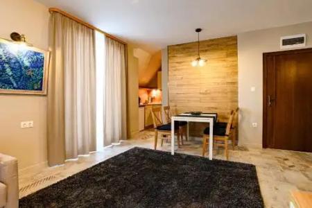 Antique Boutique - 11