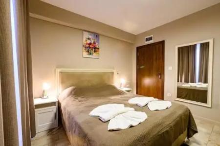 Antique Boutique - 24