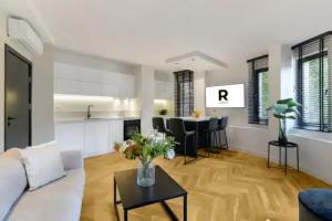 R-Varna Deluxe Apartments, Varna