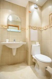 Parklands & Pool - 9