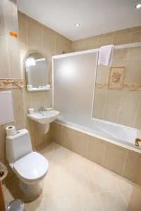 Parklands & Pool - 1