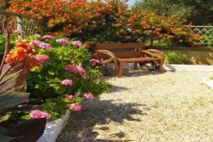 Garden Rooms, Himare