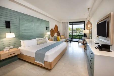 Adults Only Club at Lopesan Costa Bávaro Resort - 32