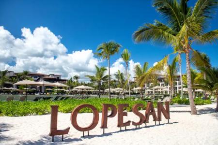Adults Only Club at Lopesan Costa Bávaro Resort - 23
