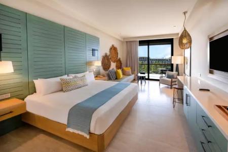 Adults Only Club at Lopesan Costa Bávaro Resort - 4