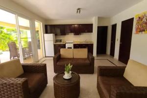 Villa Hermosa Spacious villa minutes from downtown, Sosua