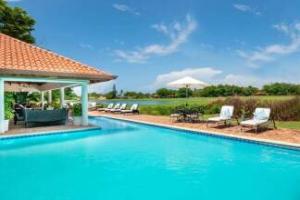 Los Lagos 19- Golf and Lake View 5-Bedroom Villa, La Romana