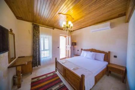 PALMYRA BOUTIQUE - 90