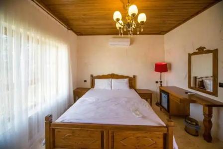 PALMYRA BOUTIQUE - 83