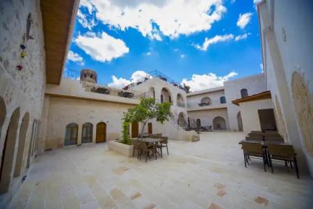 PALMYRA BOUTIQUE - 107