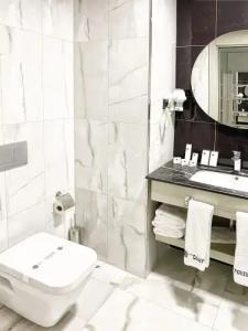 The Conforium Van - 59