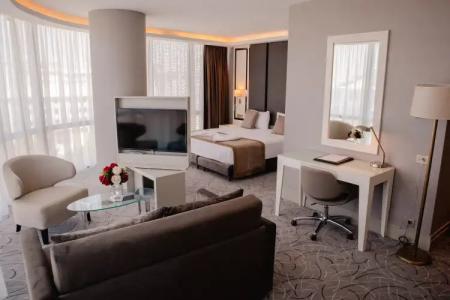 The Conforium Van - 65