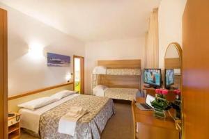 Hotel Excelsior, Alba Adriatica