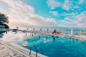 Renissa's Beach Suite, Vlore