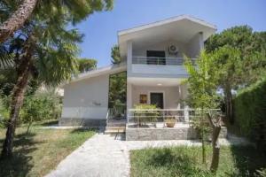 Lovely Villa at Gjiri Lalzit, Lalzi Bay, Lura 1, Durres