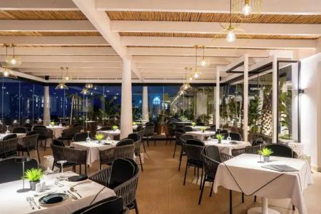 Cresanto Luxury Suites - 37