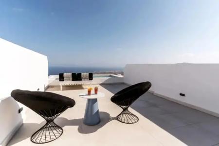 Cresanto Luxury Suites - 106