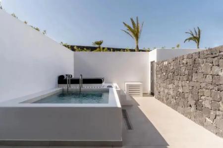 Cresanto Luxury Suites - 85