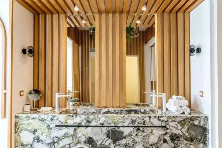 Cresanto Luxury Suites - 55