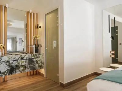 Cresanto Luxury Suites - 93