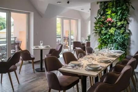 Kistücsök Food & Room - 23