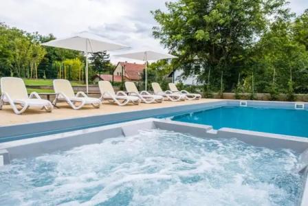 Kistücsök Food & Room - 13