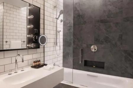 The WB Abu Dhabi, Curio Collection by Hilton - 122